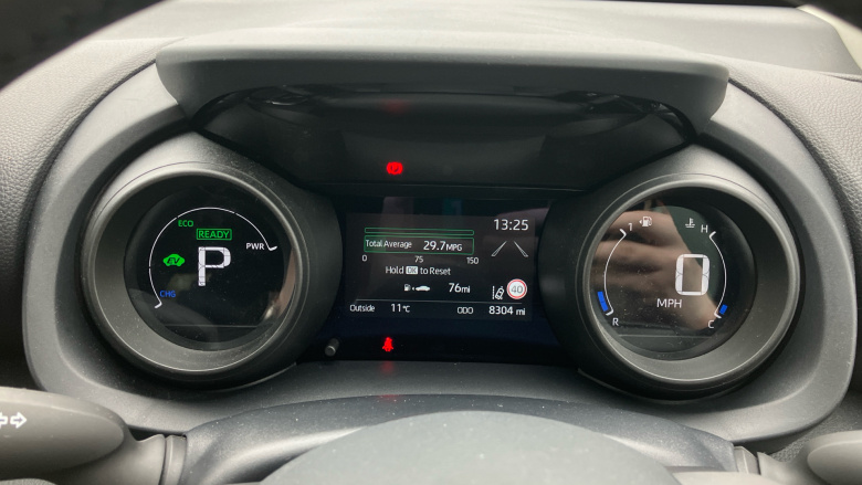 Toyota Yaris 1.5 Hybrid Design 5dr CVT Hybrid Hatchback